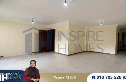 Apartment - 2 Bedrooms - 3 Bathrooms for rent in Shaarawy St. - Laurent - Hay Sharq - Alexandria