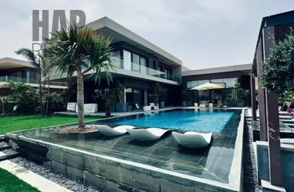 Villa - 5 Bedrooms - 6 Bathrooms for sale in Swan Lake West - 6 October Compounds - 6 October City - Giza