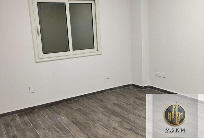 8411660 - Property Image 3