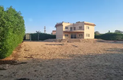 iVilla - 6 Bedrooms - 4 Bathrooms for sale in Al Mansoureya - Hay El Haram - Giza