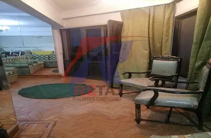 Apartment - 3 Bedrooms - 2 Bathrooms for sale in Mahmoud Ghoneim St. - 6th Zone - Nasr City - Cairo