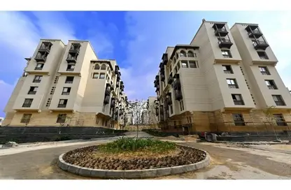 Apartment - 3 Bedrooms - 3 Bathrooms for sale in Al Fostat St. - Ain El Sera - Hay Masr El Kadima - Cairo