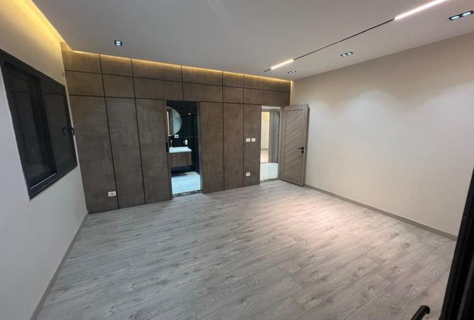 7894506 - Property Image 2