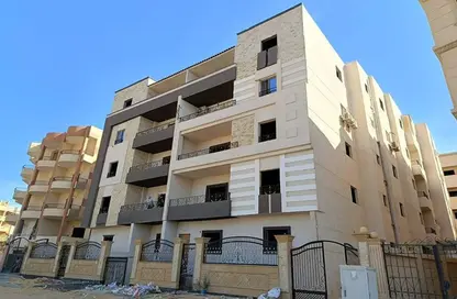 Apartment - 3 Bedrooms - 1 Bathroom for sale in 5th Area - Shorouk City - Cairo