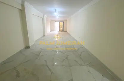 Apartment - 3 Bedrooms - 2 Bathrooms for rent in Saba Basha - Hay Sharq - Alexandria