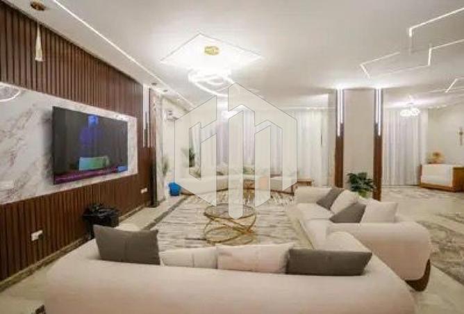 8213866 - Property Main Image