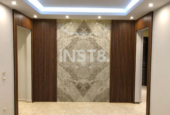 8310940 - Property Image 2