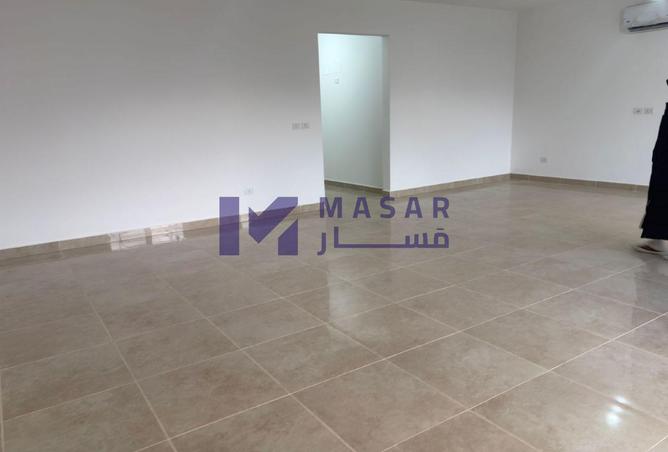 8405503 - Property Image 2