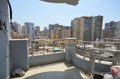 شقة - 3 غرف نوم - 2 حمامات للبيع في طريق الجيش - كامب شيزار - حي وسط - الاسكندرية