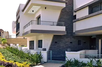 Twin House - 3 Bedrooms - 4 Bathrooms for sale in Taj City - 5th Settlement Compounds - The 5th Settlement - New Cairo City - Cairo