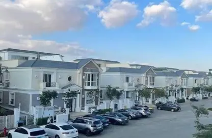 Villa - 4 Bedrooms - 4 Bathrooms for sale in Mountain View 1.1 - 5th Settlement Compounds - The 5th Settlement - New Cairo City - Cairo