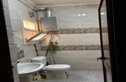 Apartment - 3 Bedrooms - 2 Bathrooms for sale in South Investors Area - New Cairo City - Cairo