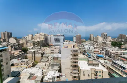 شقة - 3 غرف نوم - 2 حمامات للبيع في ستانلي - حي شرق - الاسكندرية