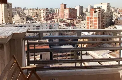 شقة - 3 غرف نوم - 1 حمام للبيع في شارع جرين - محرم بك - حي وسط - الاسكندرية