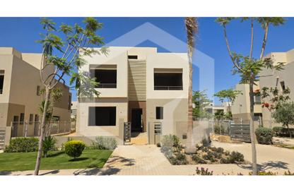 Villa - 5 Bedrooms - 6 Bathrooms for sale in The Crown - Cairo Alexandria Desert Road - 6 October City - Giza