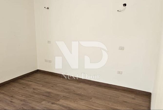 8436785 - Property Image 2