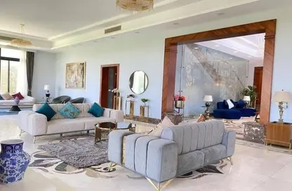 Townhouse - 5 Bedrooms - 4 Bathrooms for sale in Royal Meadows - Sheikh Zayed Compounds - Sheikh Zayed City - Giza