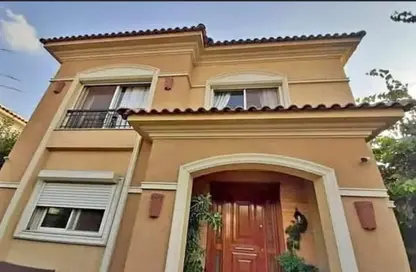 Villa - 5 Bedrooms - 4 Bathrooms for sale in Stone Park - 5th Settlement Compounds - The 5th Settlement - New Cairo City - Cairo