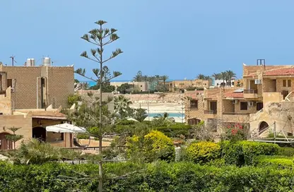 Chalet - 2 Bedrooms - 2 Bathrooms for sale in Marina 2 - Marina - Al Alamein - North Coast