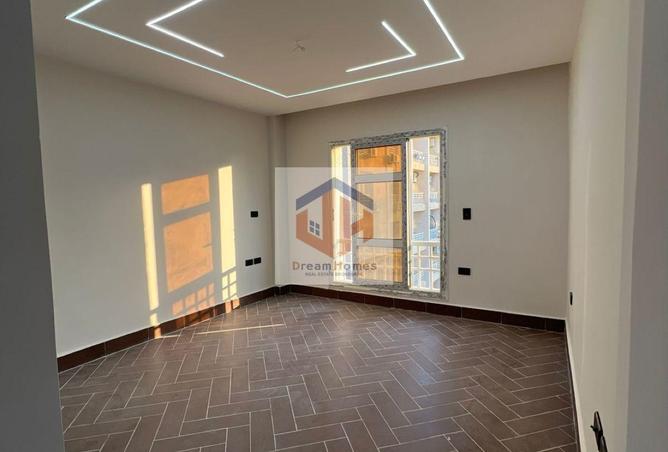 8281439 - صورة العقار 3