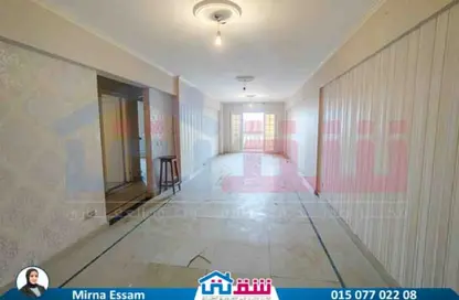 Apartment - 3 Bedrooms - 3 Bathrooms for sale in Mohamed Fawzy Moaz St. - Smouha - Hay Sharq - Alexandria