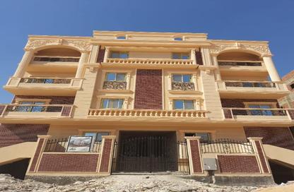 Whole Building - Studio - 7+ Bathrooms for sale in Diar 2 - 6 October Compounds - 6 October City - Giza