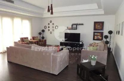 فيلا - 6 غرف نوم - 6 حمامات للايجار في القطامية هايتس - كمبوندات القطامية - القطامية - مدينة القاهرة الجديدة - القاهرة