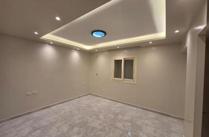 Apartment - 3 Bedrooms - 3 Bathrooms for rent in Zahraa El Maadi - Hay El Maadi - Cairo