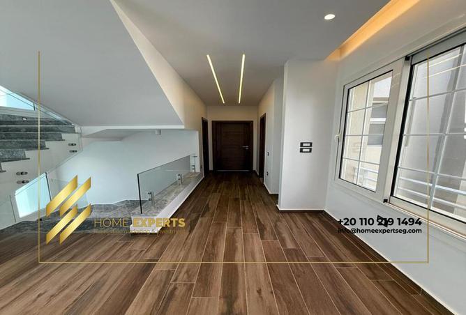 8399330 - Property Image 2