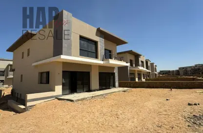 Villa - 4 Bedrooms - 5 Bathrooms for sale in Swan Lake Residence - 5th Settlement Compounds - The 5th Settlement - New Cairo City - Cairo