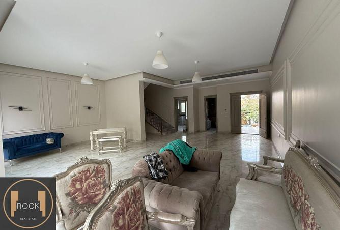 8432925 - Property Image 3