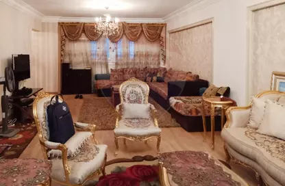 شقة - 3 غرف نوم - 2 حمامات للايجار في شارع محمد بهاء الدين الغوري - سموحة - حي شرق - الاسكندرية