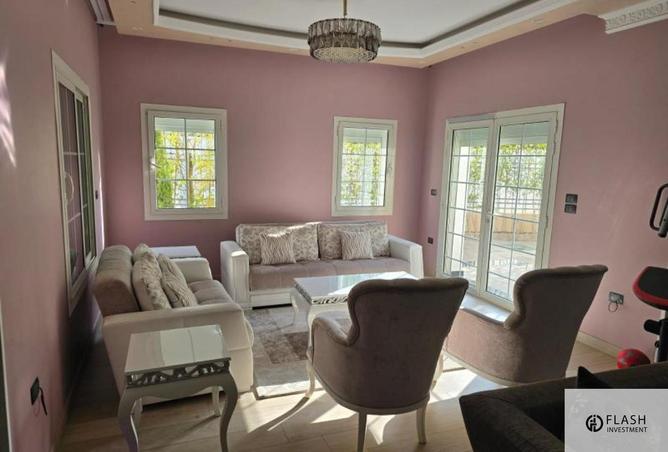 8082305 - Property Image 3