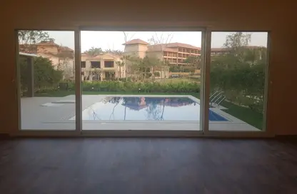 فيلا - 3 غرف نوم - 5 حمامات للايجار في ليك فيو - كمبوندات التجمع الخامس - التجمع الخامس - مدينة القاهرة الجديدة - القاهرة