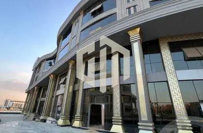 محل تجاري - استوديو - 2 حمامات للايجار في فى90 - شارع التسعين الشمالي - التجمع الخامس - مدينة القاهرة الجديدة - القاهرة