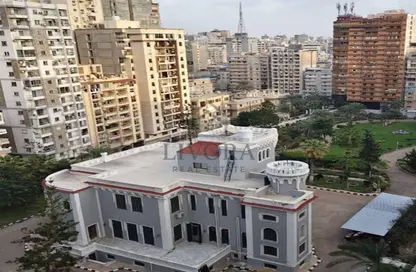 شقة - 3 غرف نوم - 3 حمامات للبيع في شارع عبد المنصف غازي - سابا باشا - حي شرق - الاسكندرية