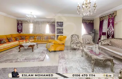 Apartment - 3 Bedrooms - 2 Bathrooms for sale in Al Doctor Helmy Bahgat Badawy St. - Ibrahimia - Hay Wasat - Alexandria
