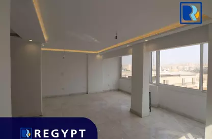 Apartment - 4 Bedrooms - 3 Bathrooms for sale in Street 213 - Degla - Hay El Maadi - Cairo