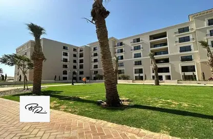Apartment - 2 Bedrooms - 1 Bathroom for sale in Village West - Sheikh Zayed Compounds - Sheikh Zayed City - Giza