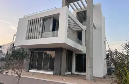 فيلا - 5 غرف نوم - 6 حمامات للبيع في جولز - طريق مصر اسكندرية الصحراوي - مدينة 6 أكتوبر - الجيزة
