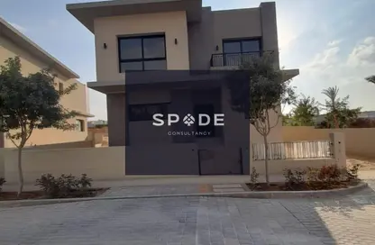 Villa - 4 Bedrooms - 4 Bathrooms for sale in Swan Lake Residence - 5th Settlement Compounds - The 5th Settlement - New Cairo City - Cairo