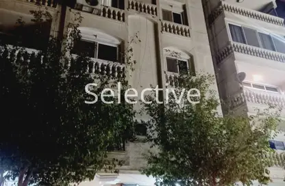 Apartment - 2 Bedrooms - 2 Bathrooms for sale in Mohamed Mostafa Hamam St. - 1st Zone - Nasr City - Cairo