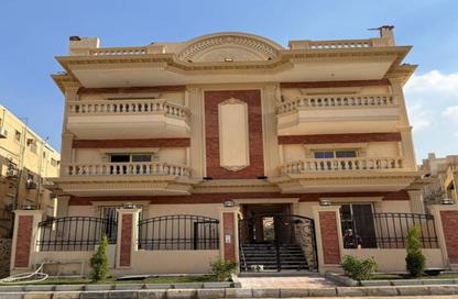 Apartment - 3 Bedrooms - 2 Bathrooms for sale in El Banafseg Apartment Buildings - El Banafseg - New Cairo City - Cairo
