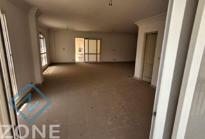 8068450 - Property Image 3