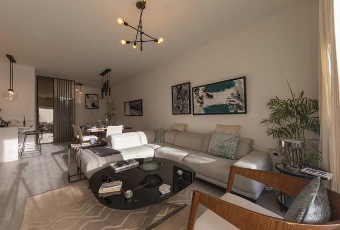 8072104 - Property Main Image