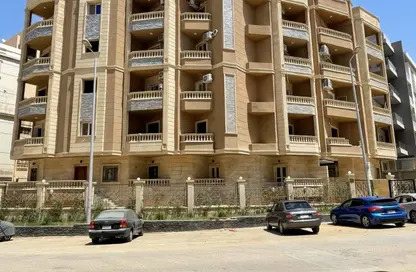 Apartment - 3 Bedrooms - 2 Bathrooms for sale in North Lotus - El Lotus - New Cairo City - Cairo