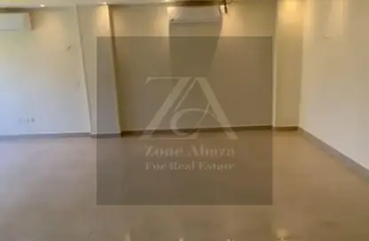 Apartment - 3 Bedrooms - 3 Bathrooms for rent in Stone Residence - 5th Settlement Compounds - The 5th Settlement - New Cairo City - Cairo