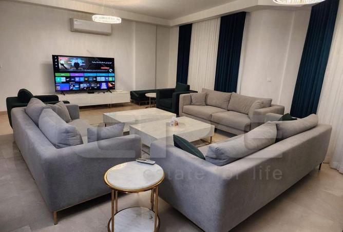 8224403 - Property Image 2