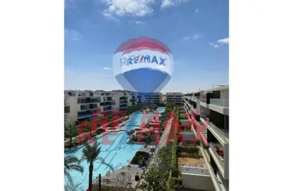 Apartment - 3 Bedrooms - 3 Bathrooms for sale in Lake View Residence - 5th Settlement Compounds - The 5th Settlement - New Cairo City - Cairo