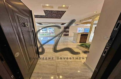 Apartment - 3 Bedrooms - 2 Bathrooms for sale in Hyde Park - 5th Settlement Compounds - The 5th Settlement - New Cairo City - Cairo